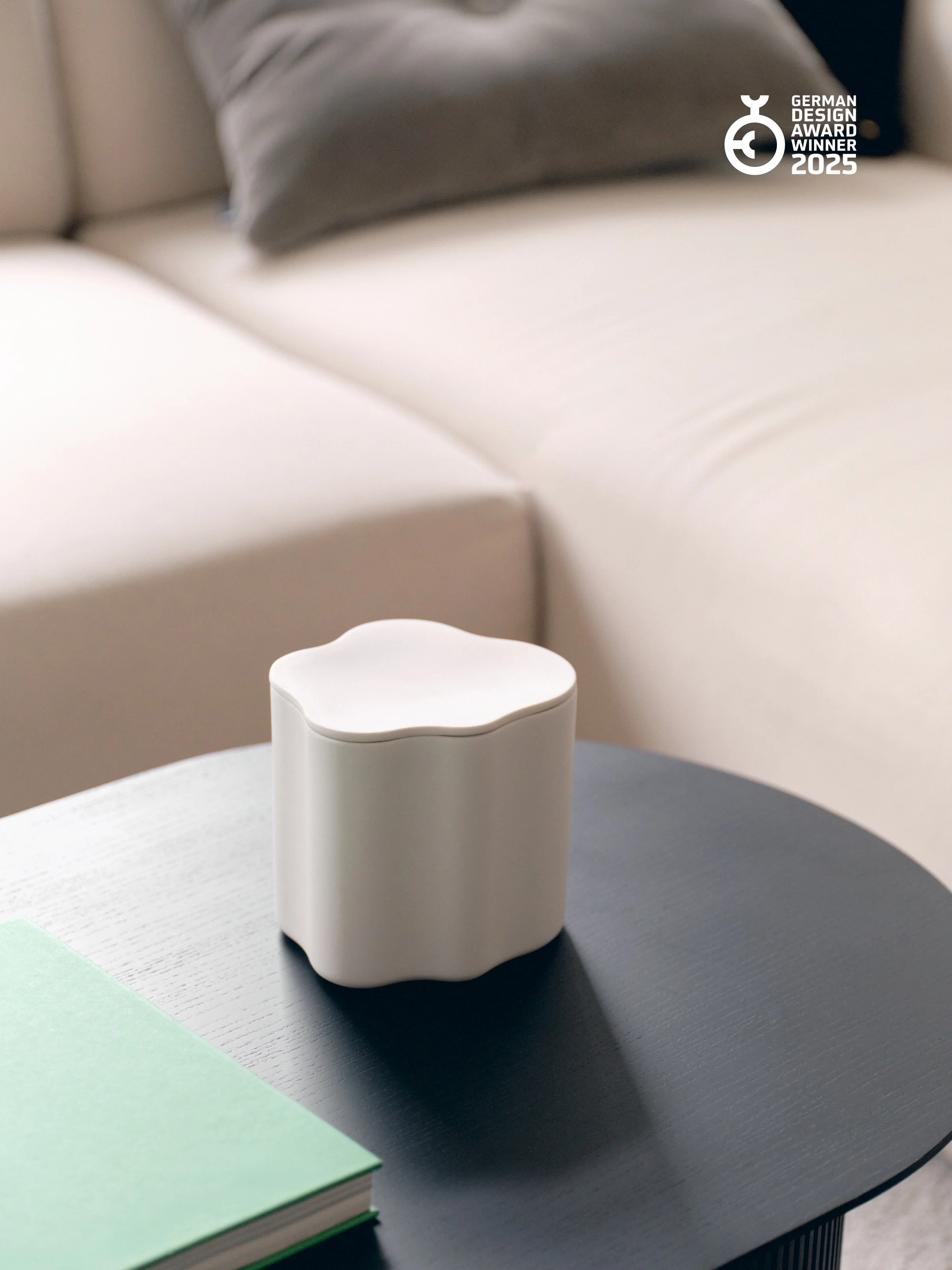 Capped Cloud Jar medium, white - Image 4