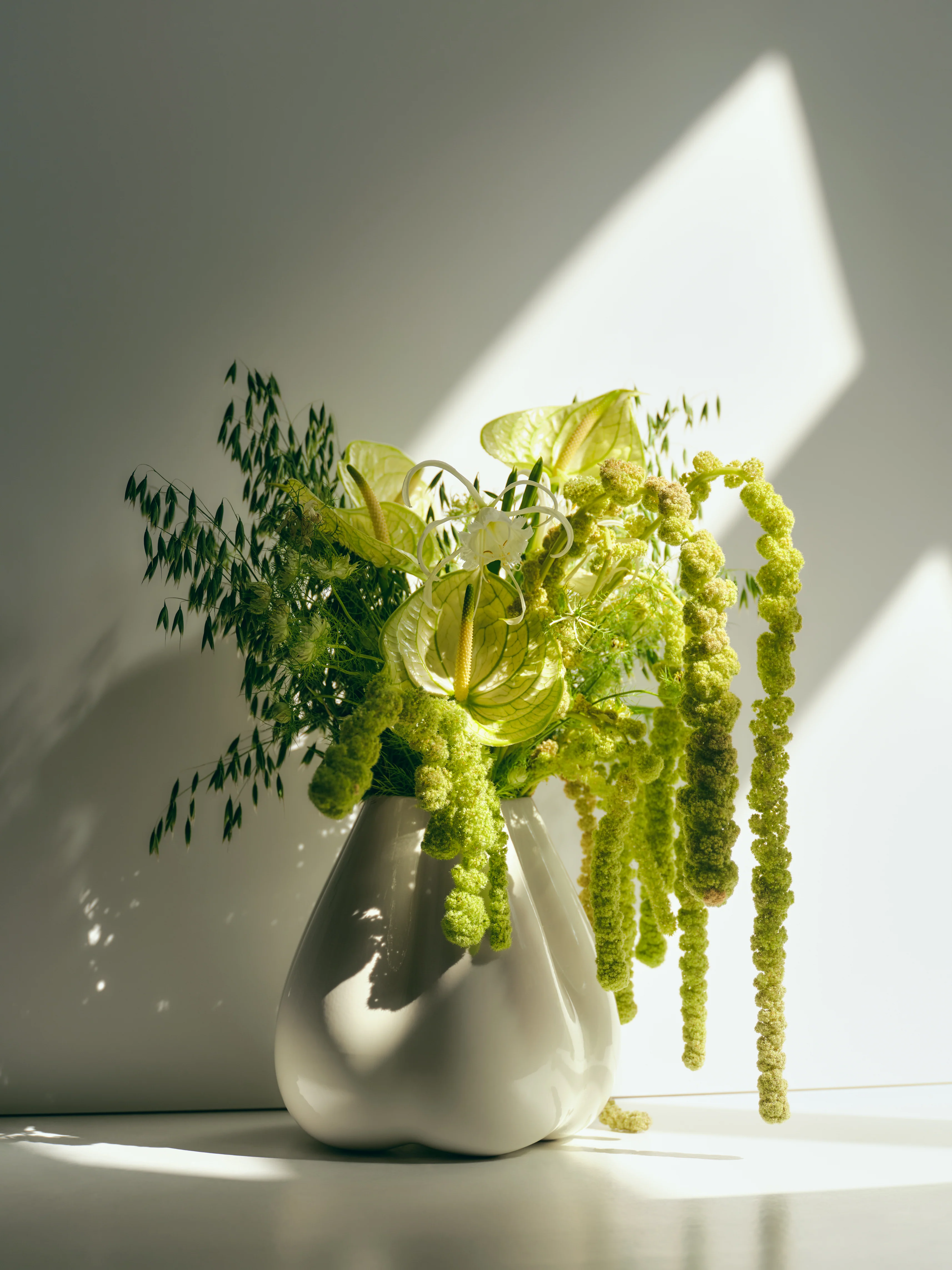 Dumpling Vase, cream - Image 2