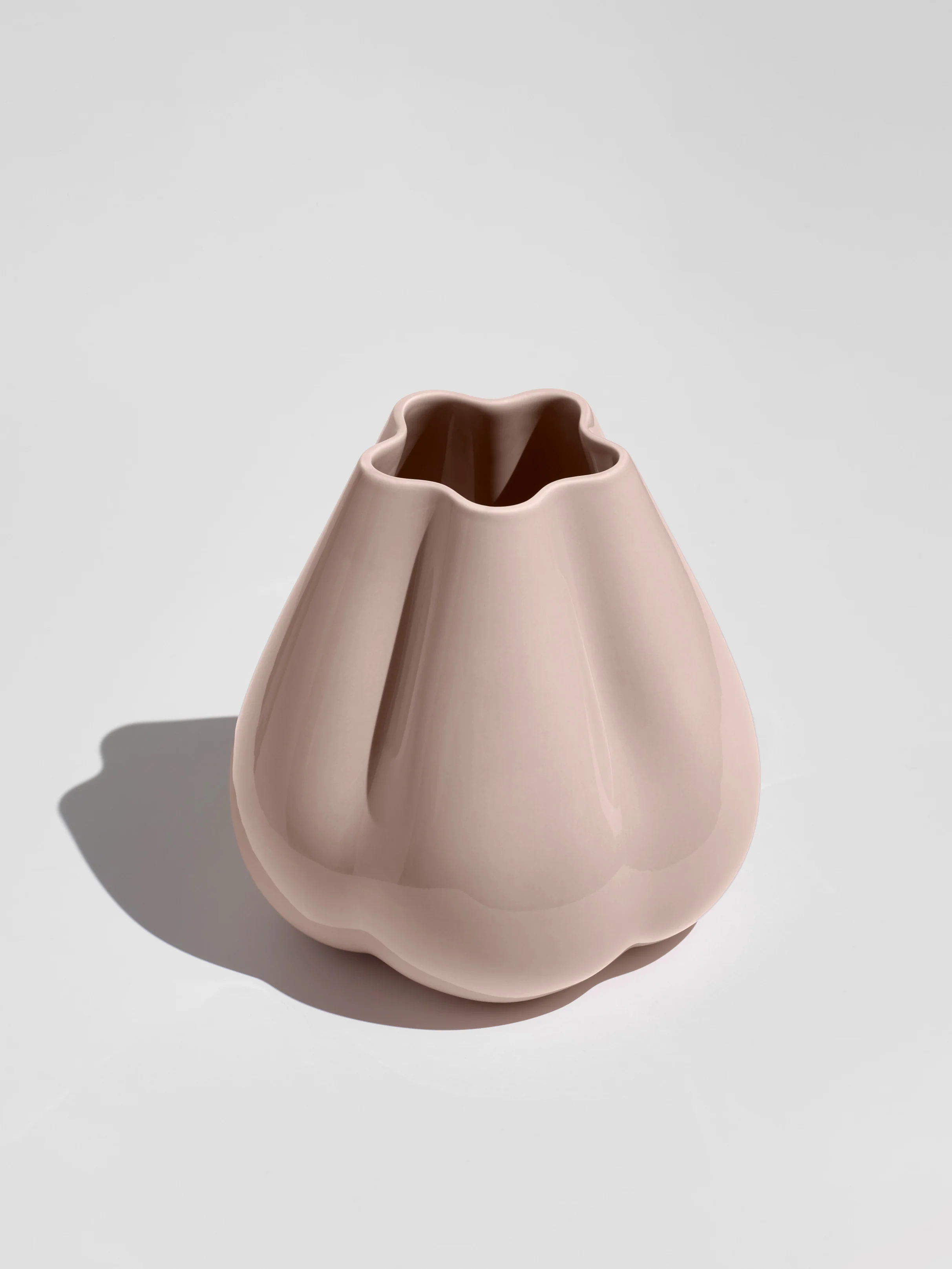 Dumpling Vase, milky pink - Image 5