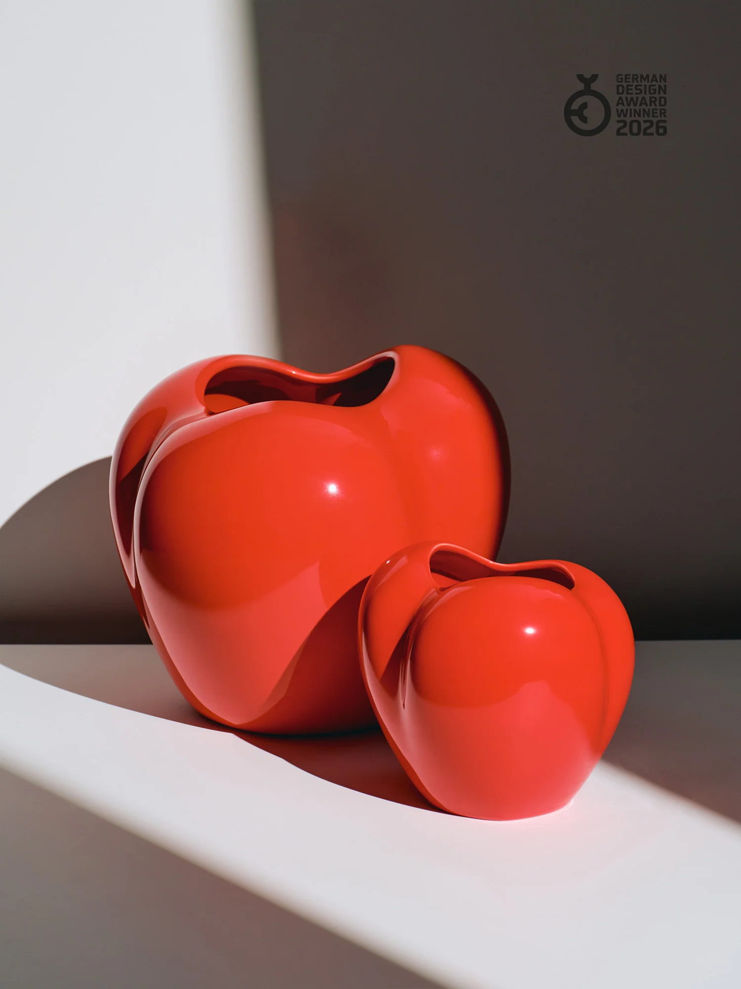 Mini Poppy Vase, hot chili - Image 3