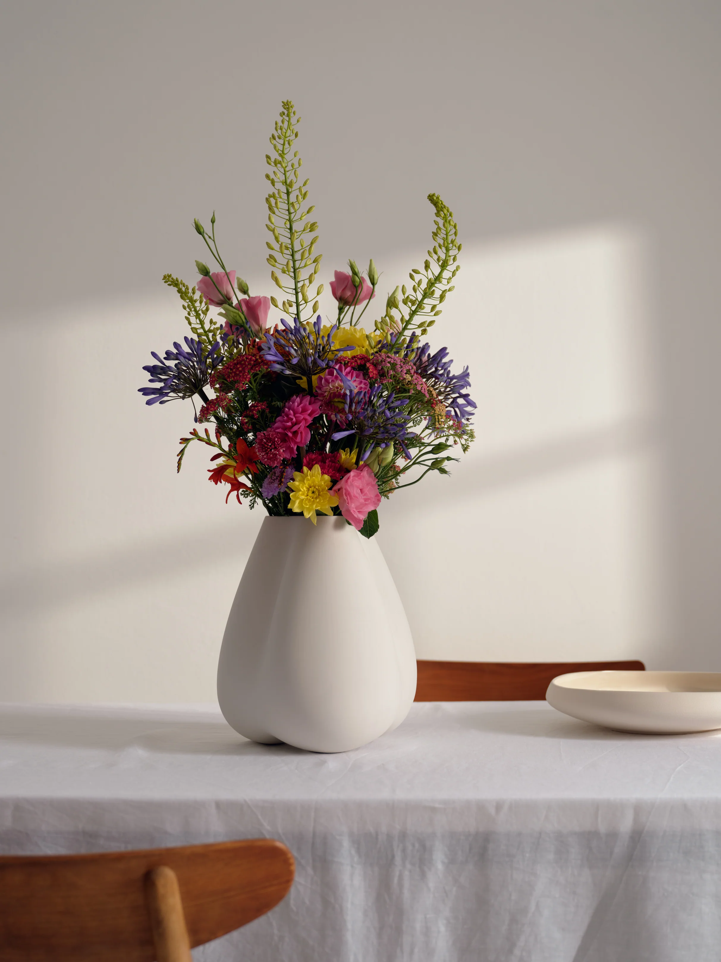 Tulip Vase, white - Image 4